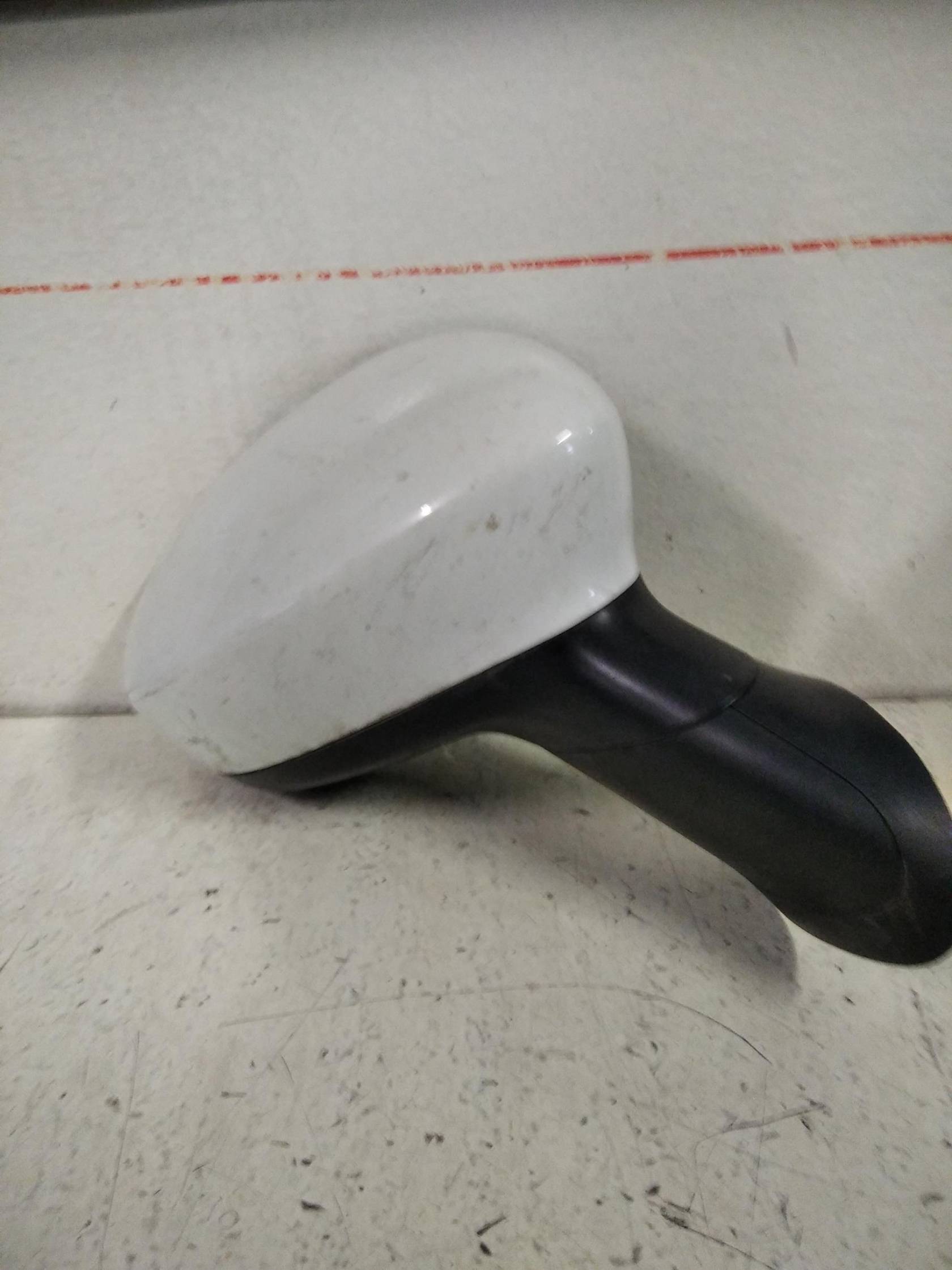 Retrovisore est. regolaz. elettr. dx.